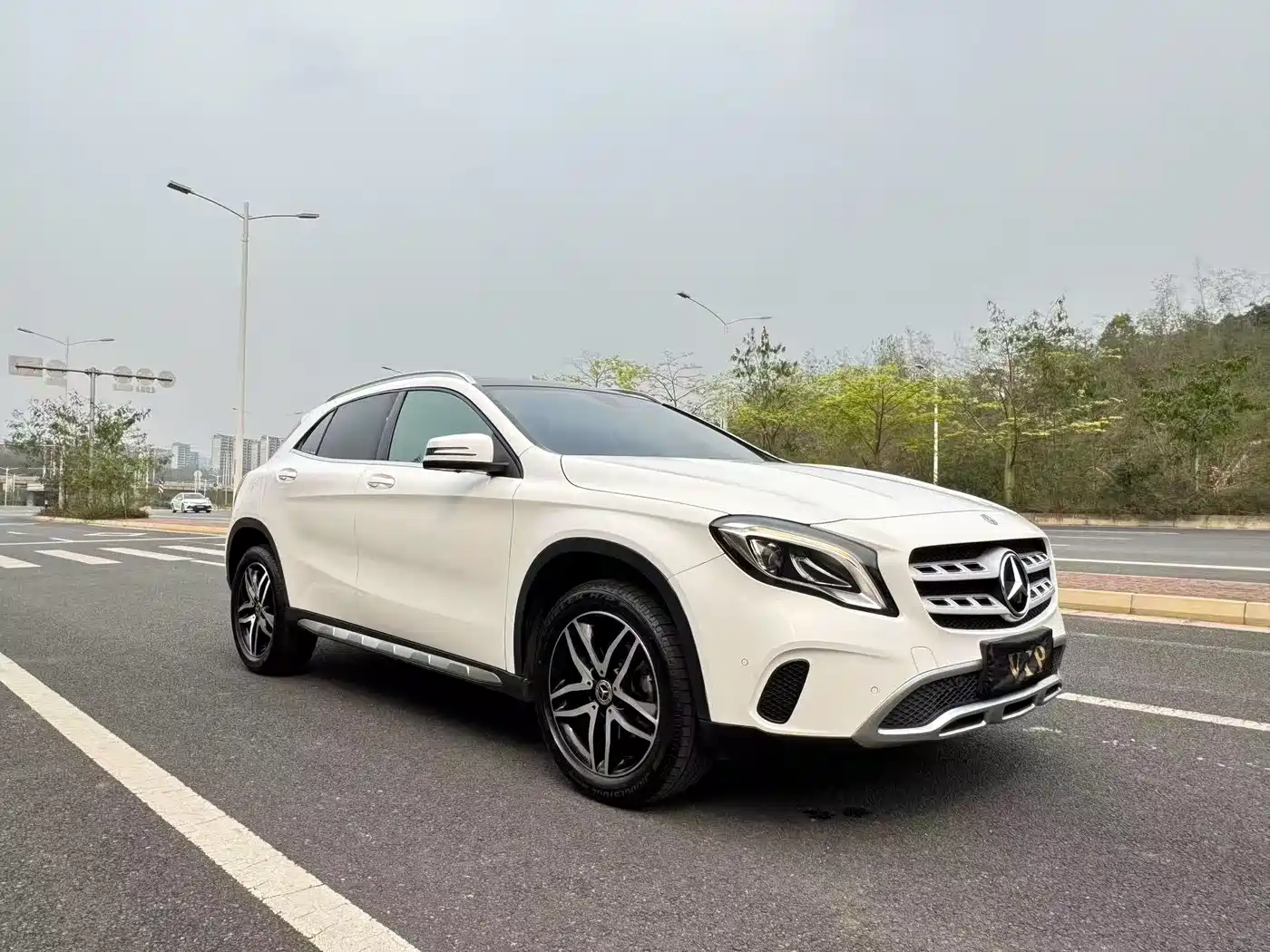 Mercedes-Benz GLA 2017 GLA 200 Fashion фото 3