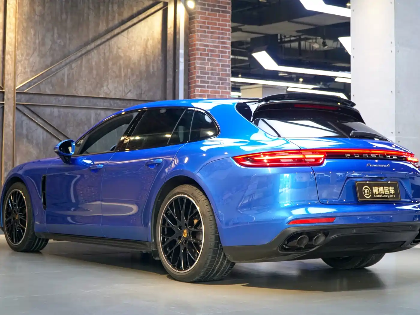 Porsche Panamera 2019 Panamera 4 Sport Turismo 2.9T фото 4