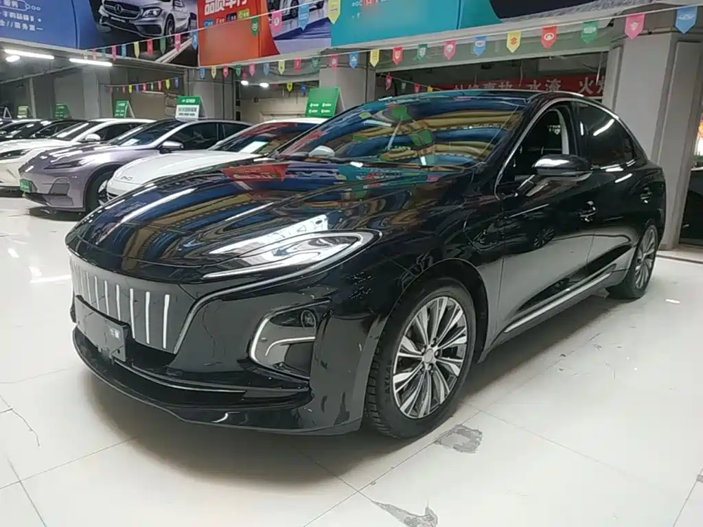 Hongqi E-QM5 2022 431km Charging Enjoyment Edition