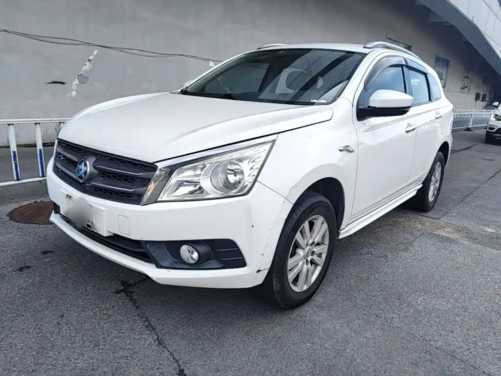 Venucia T70 2015 — пригон из Китая