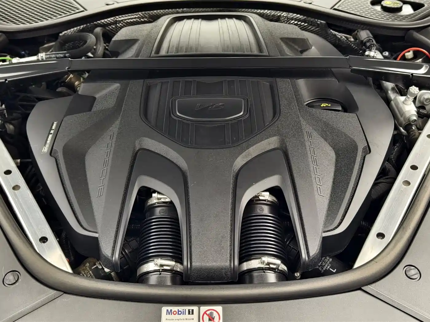 Porsche Panamera фото 16