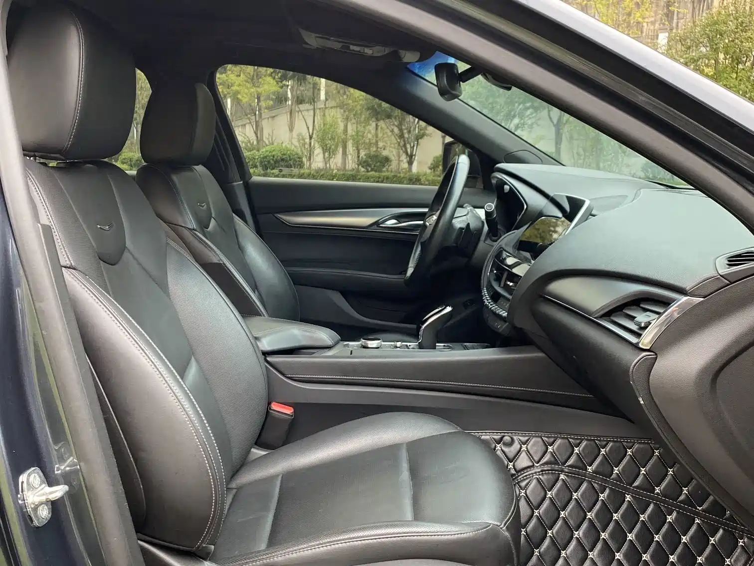 Photo 11 - Cadillac CT5