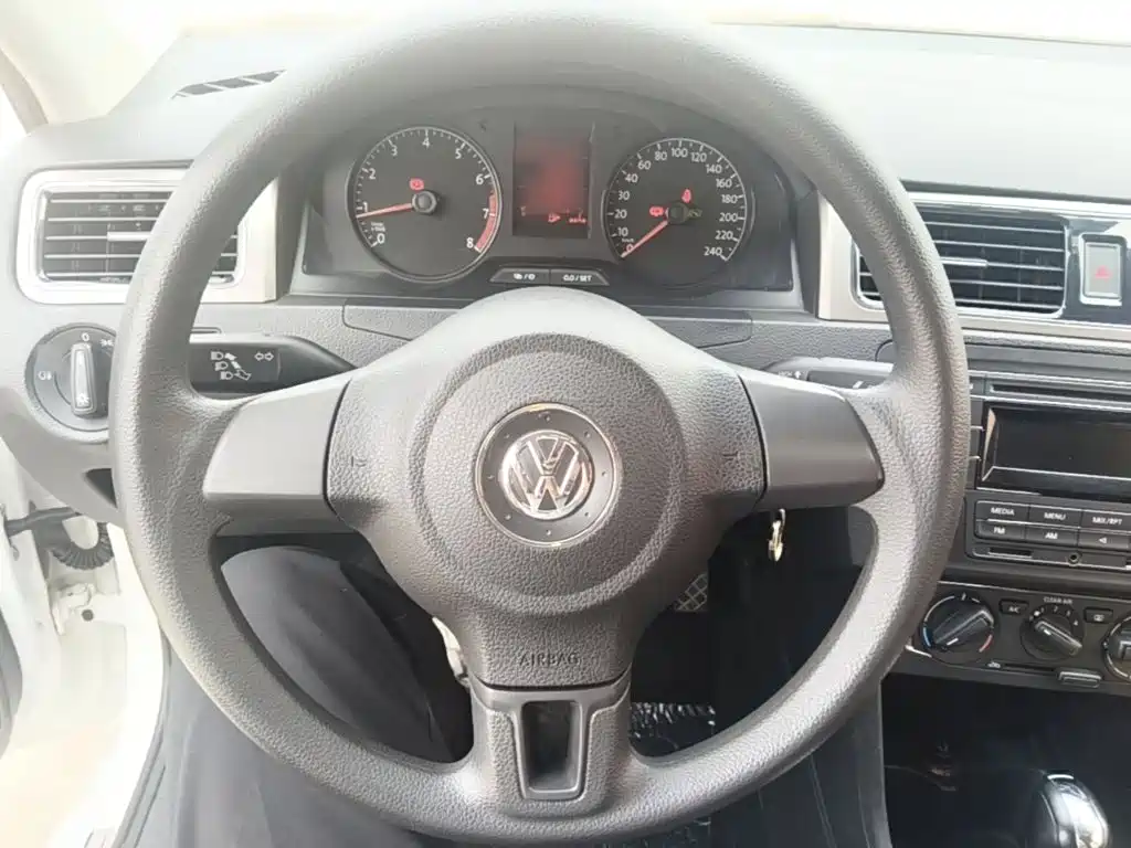 Фото 11 - Volkswagen Santana