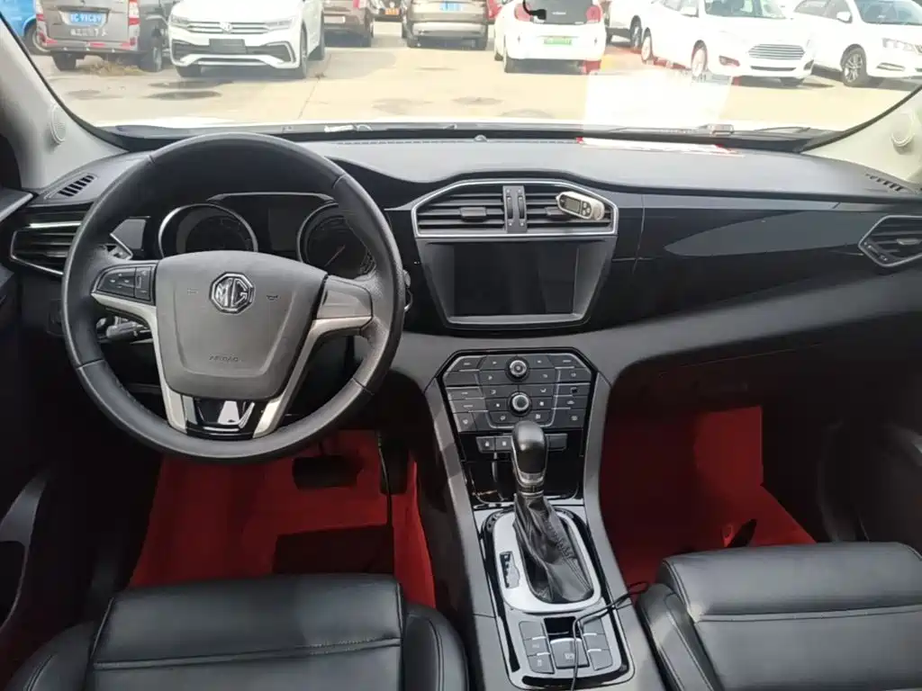 Фото 10 - MG Roewe RX5