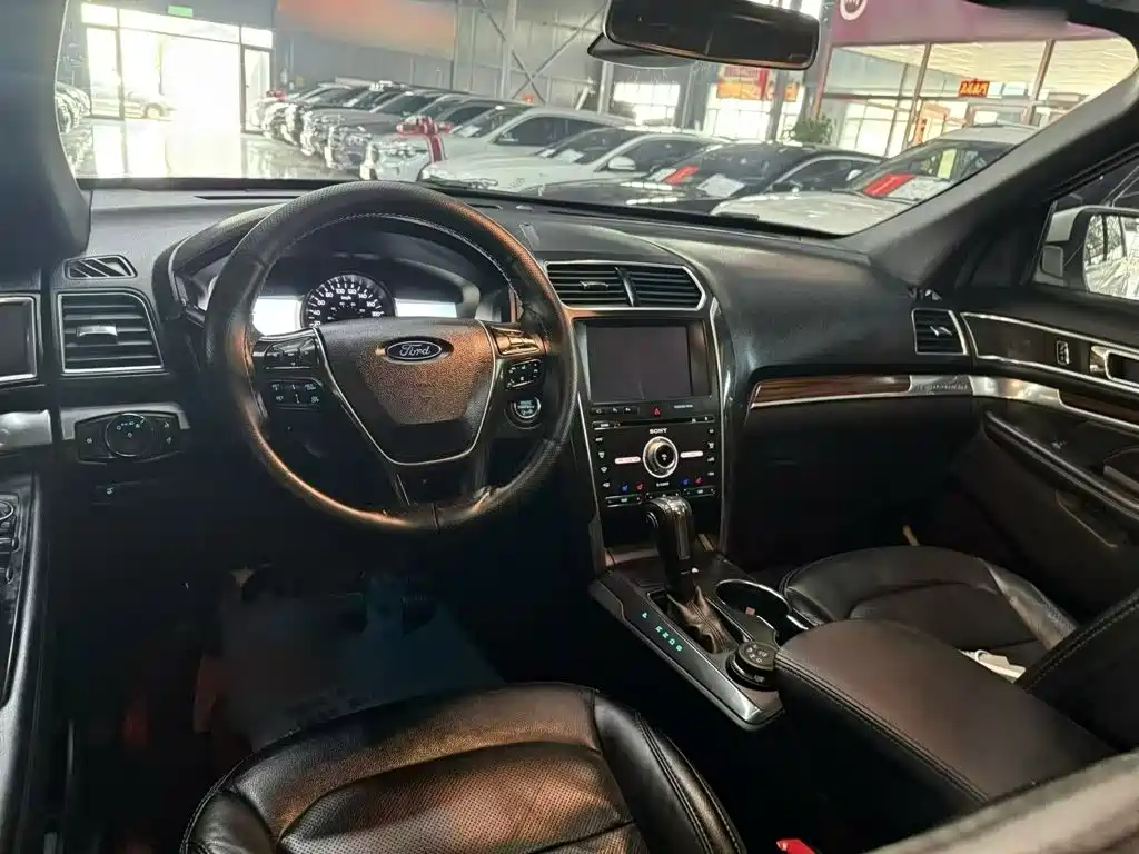 Ford Explorer (Import) 2019 2017 2.3T Elite Edition