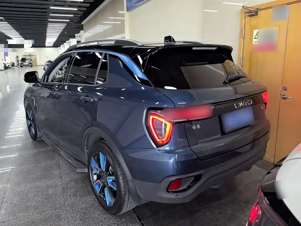 Lynk & Co 01 2017 2.0T 2WD Pro Version фото 5