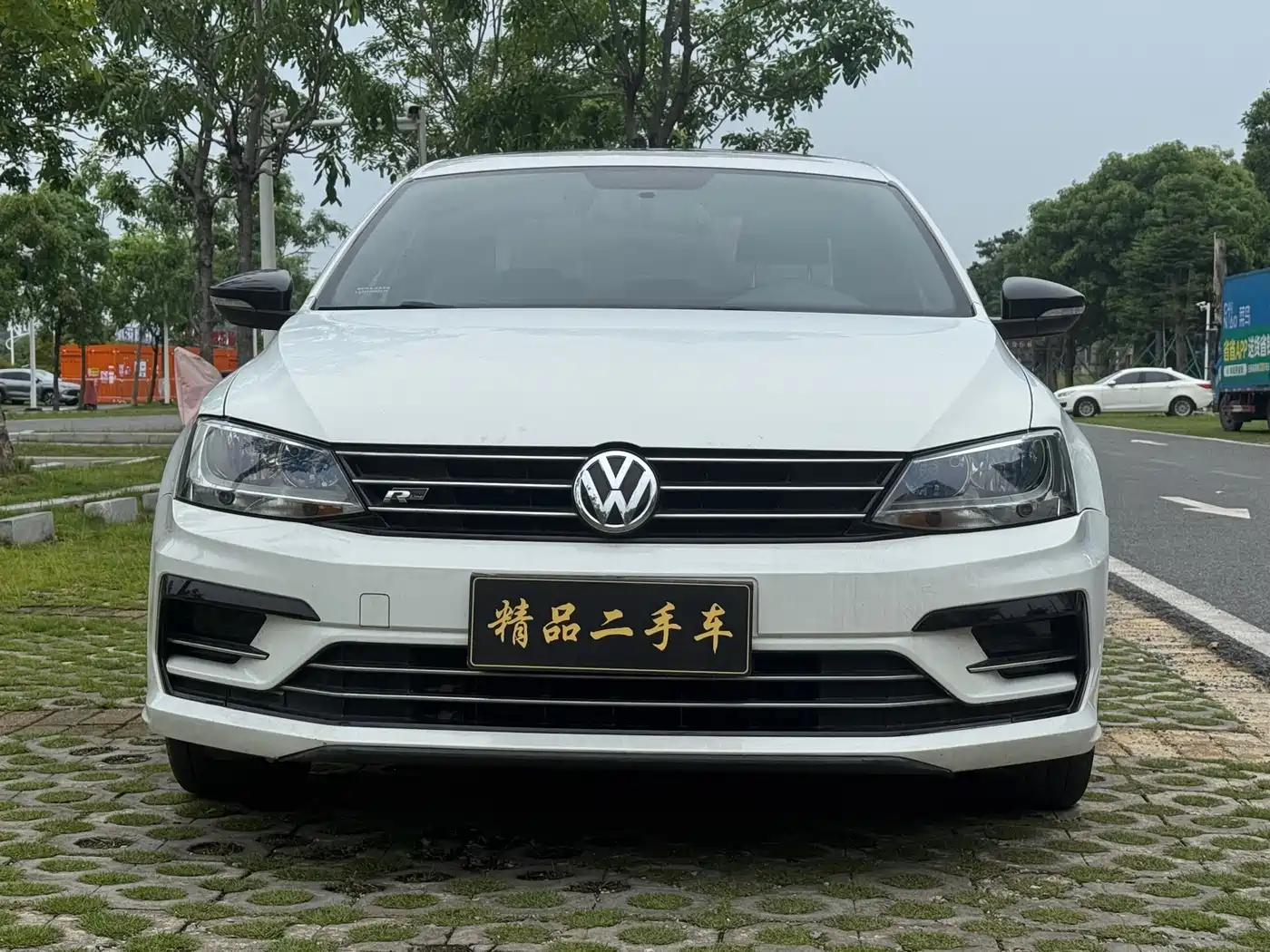 Volkswagen Sagitar 2017 280TSI Automatic R-Line фото 3