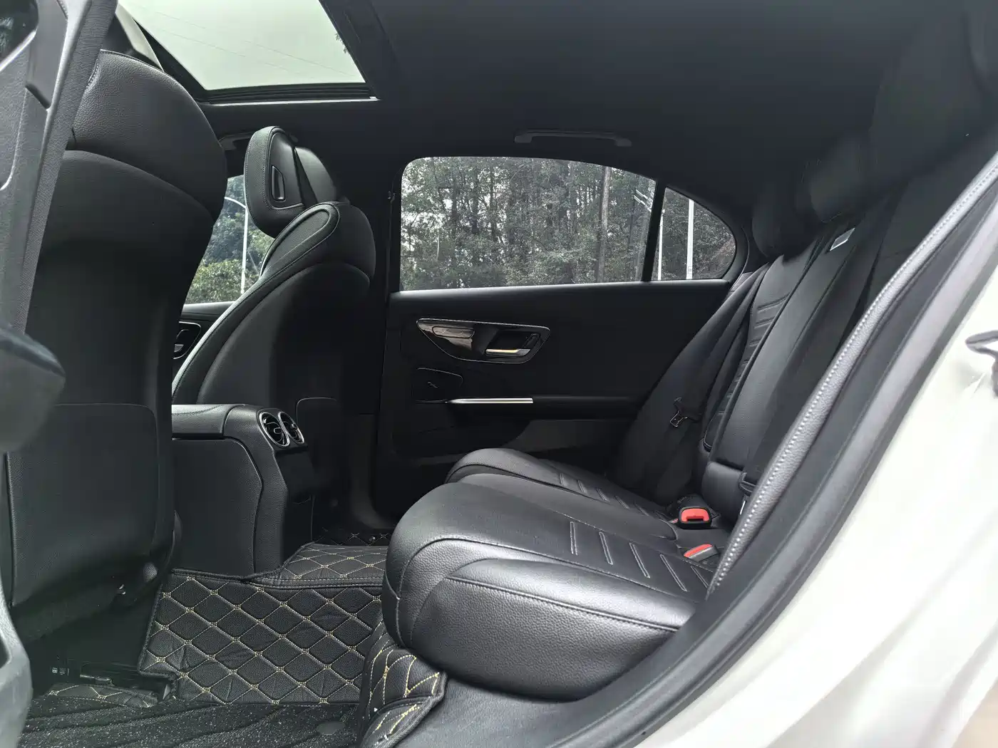 Mercedes-Benz C-Class 2022 Facelift C 200 L Sport фото 10