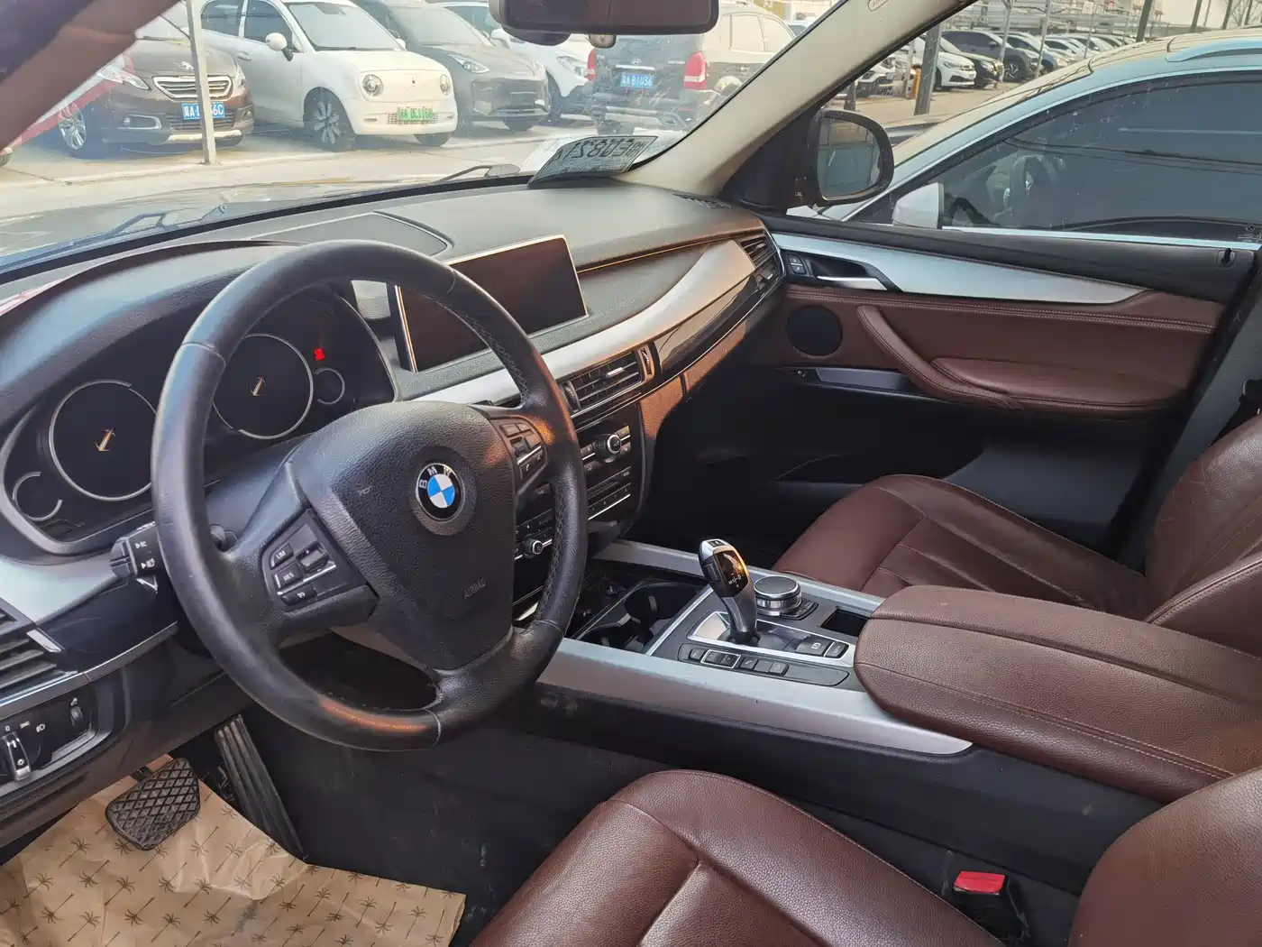 BMW X5 (Import) 2018 xDrive35i Elegant Model фото 4