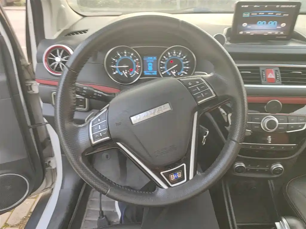 Haval H1 2016 Facelift Blue Label 1.5L AMT Luxury фото 11