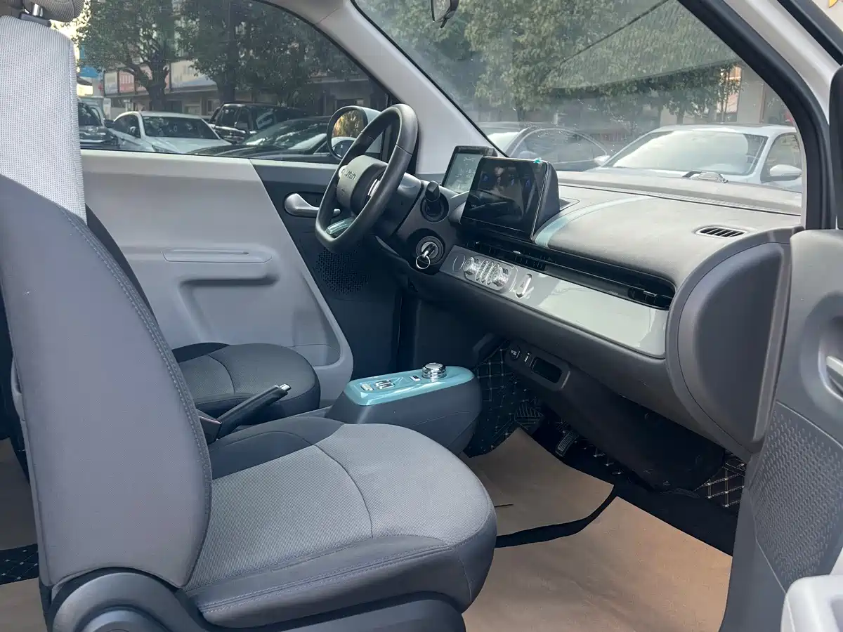 CHANGAN CHANGAN LUMIN