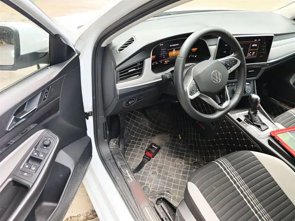 Volkswagen Bora 2023 200TSI DSG Comfort Edition фото 16