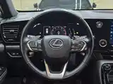 صورة 23 - Lexus NX