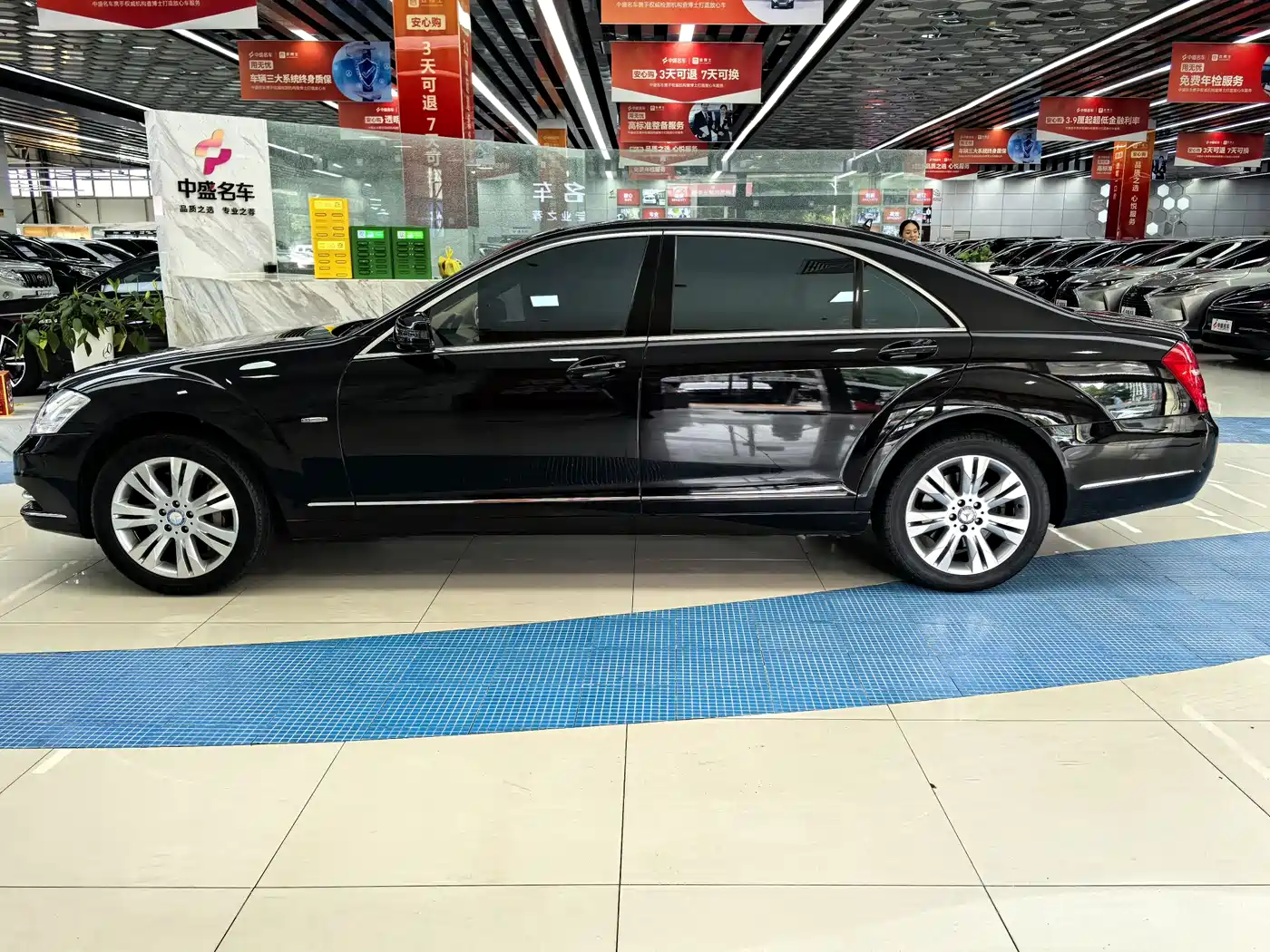 Mercedes-Benz S-Class 2012 S 500 L 4MATIC Grand Edition фото 4