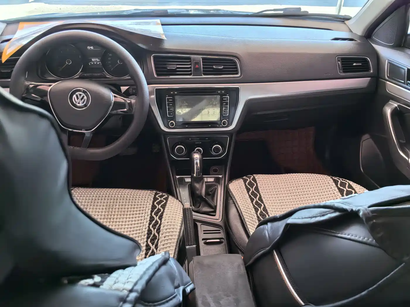 Volkswagen Lavida 2015 230TSI DSG Comfort Edition фото 8