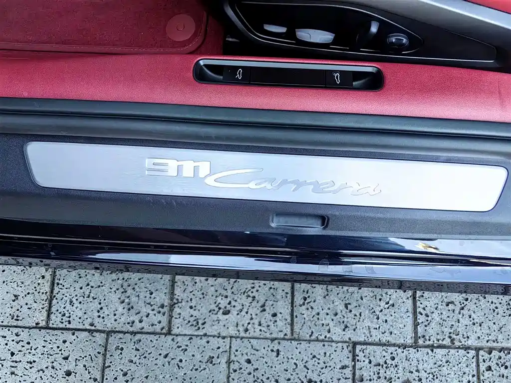 Porsche 911 2023 Carrera 3.0T фото 21