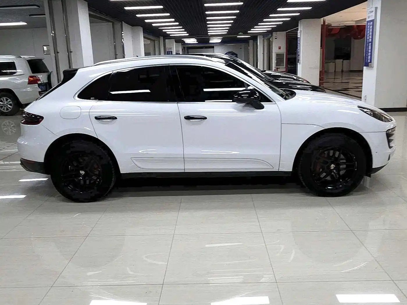 Porsche Macan 2014 Macan 2.0T фото 7