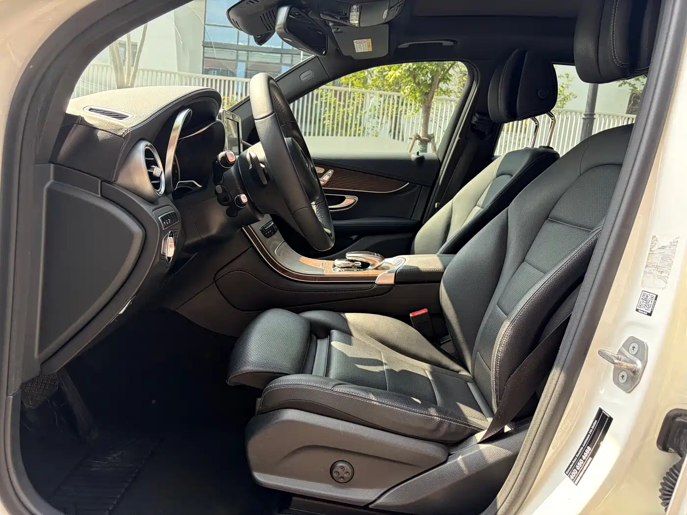 Mercedes-Benz GLC 2016 GLC 300 4MATIC Dynamic фото 6