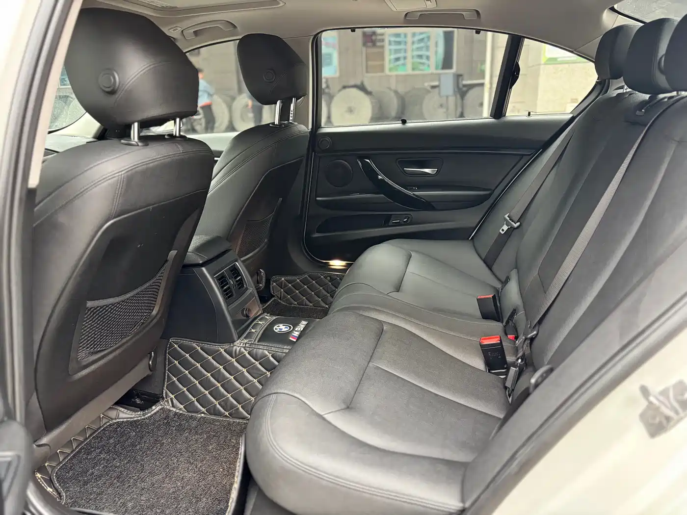 BMW 3 Series 2018 320Li Leading M Sport Package фото 16
