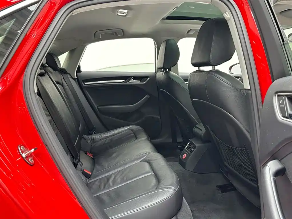Audi A3 2015 Limousine 35 TFSI Millionth Anniversary Comfort Enjoyment Type фото 10