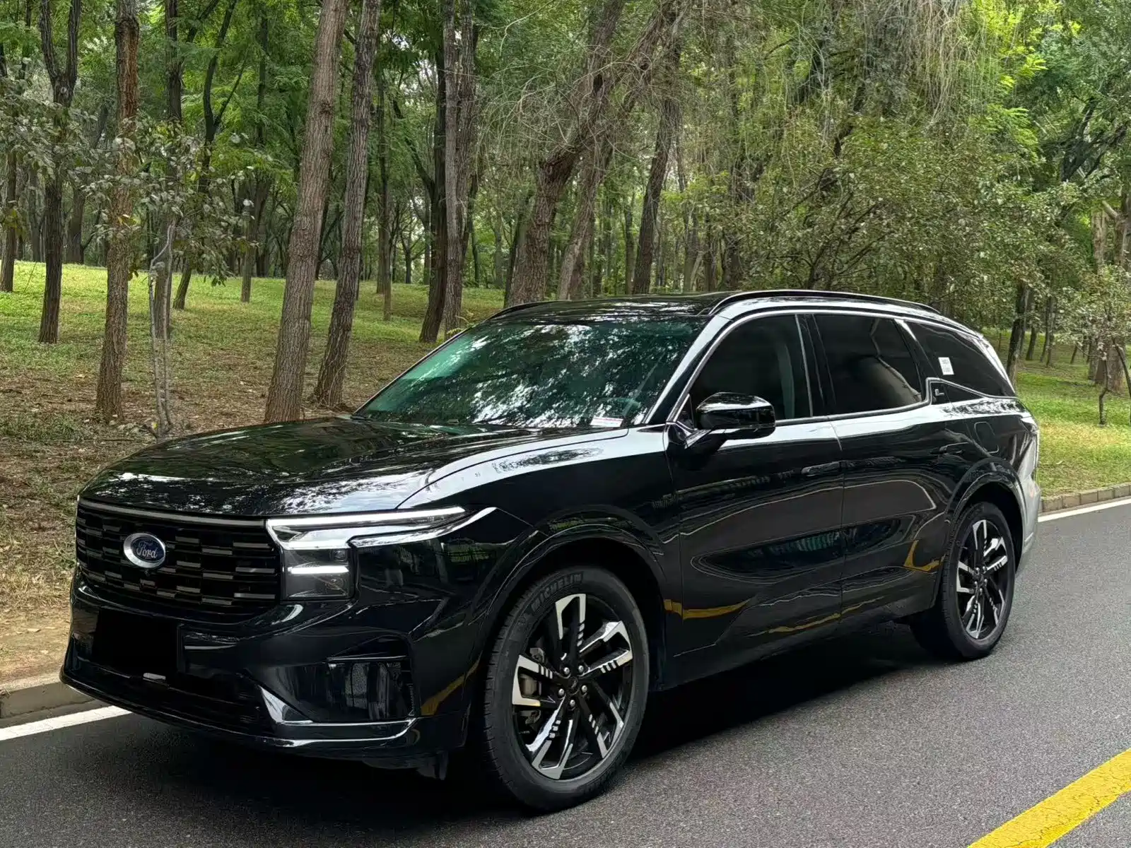 Фото 1 - Ford Edge