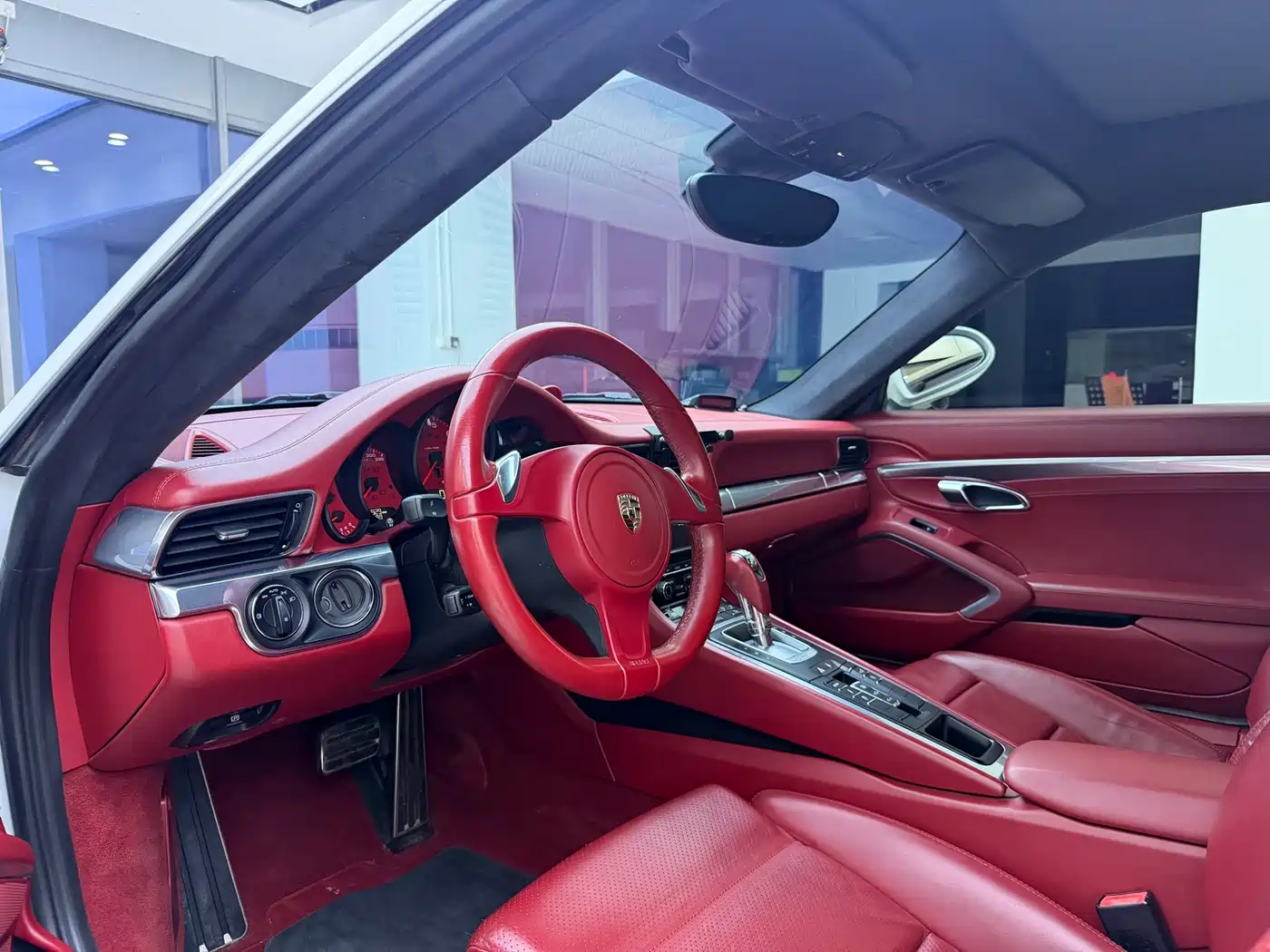 Porsche 911 2012 Carrera 3.4L фото 8