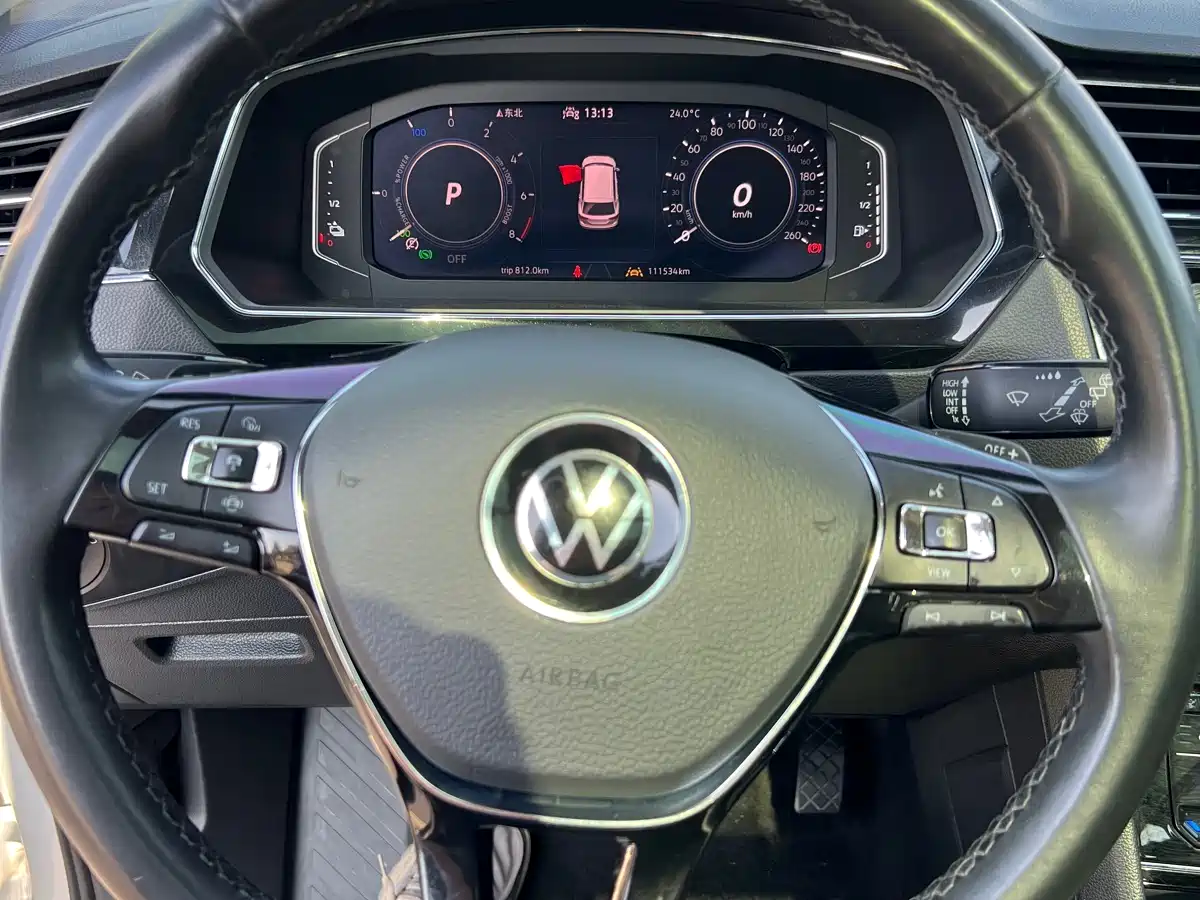 VOLKSWAGEN TIGUAN L NEW ENERGY
