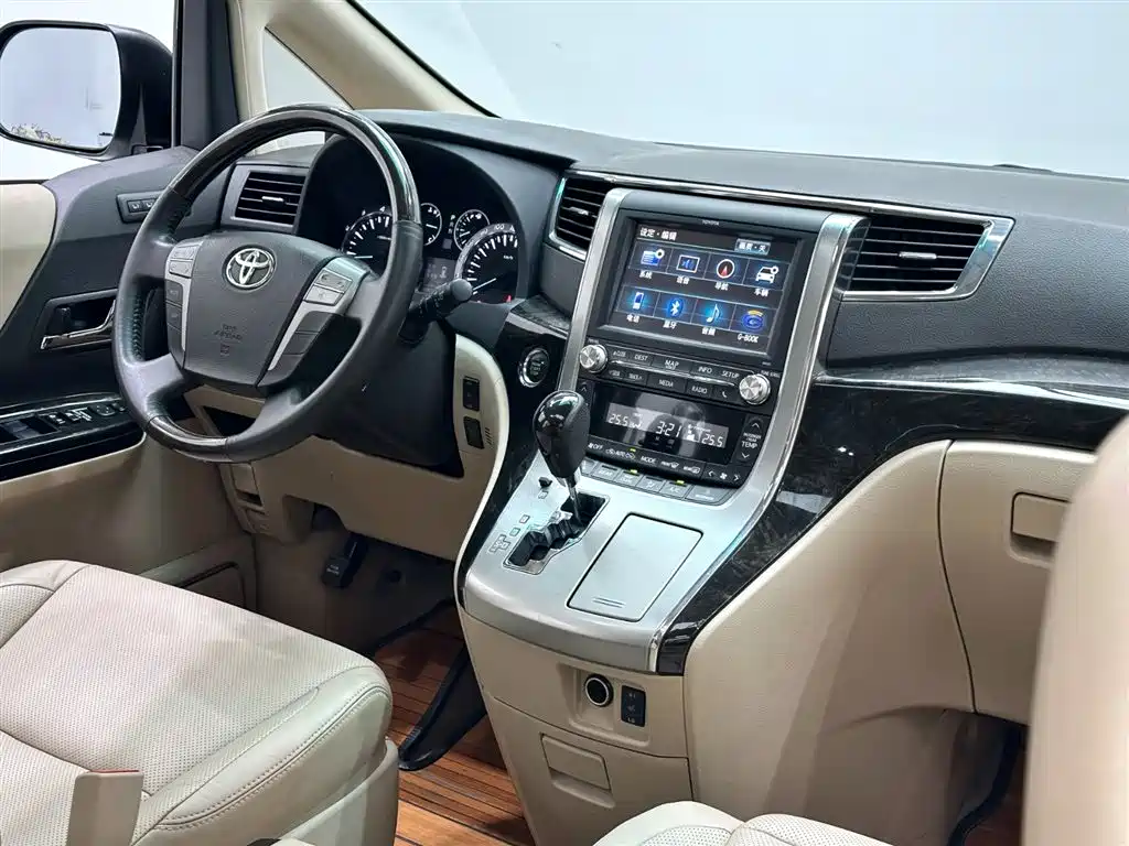 Toyota Alphard 2012 3.5L Luxury Edition фото 22