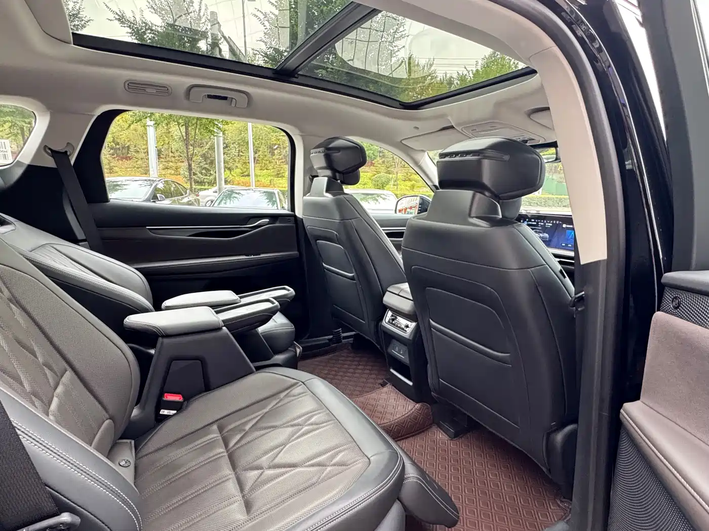 Ford Edge 2025 2025 Edge L 2.0T EcoBoost E Hybrid AWD 7-seater Premium