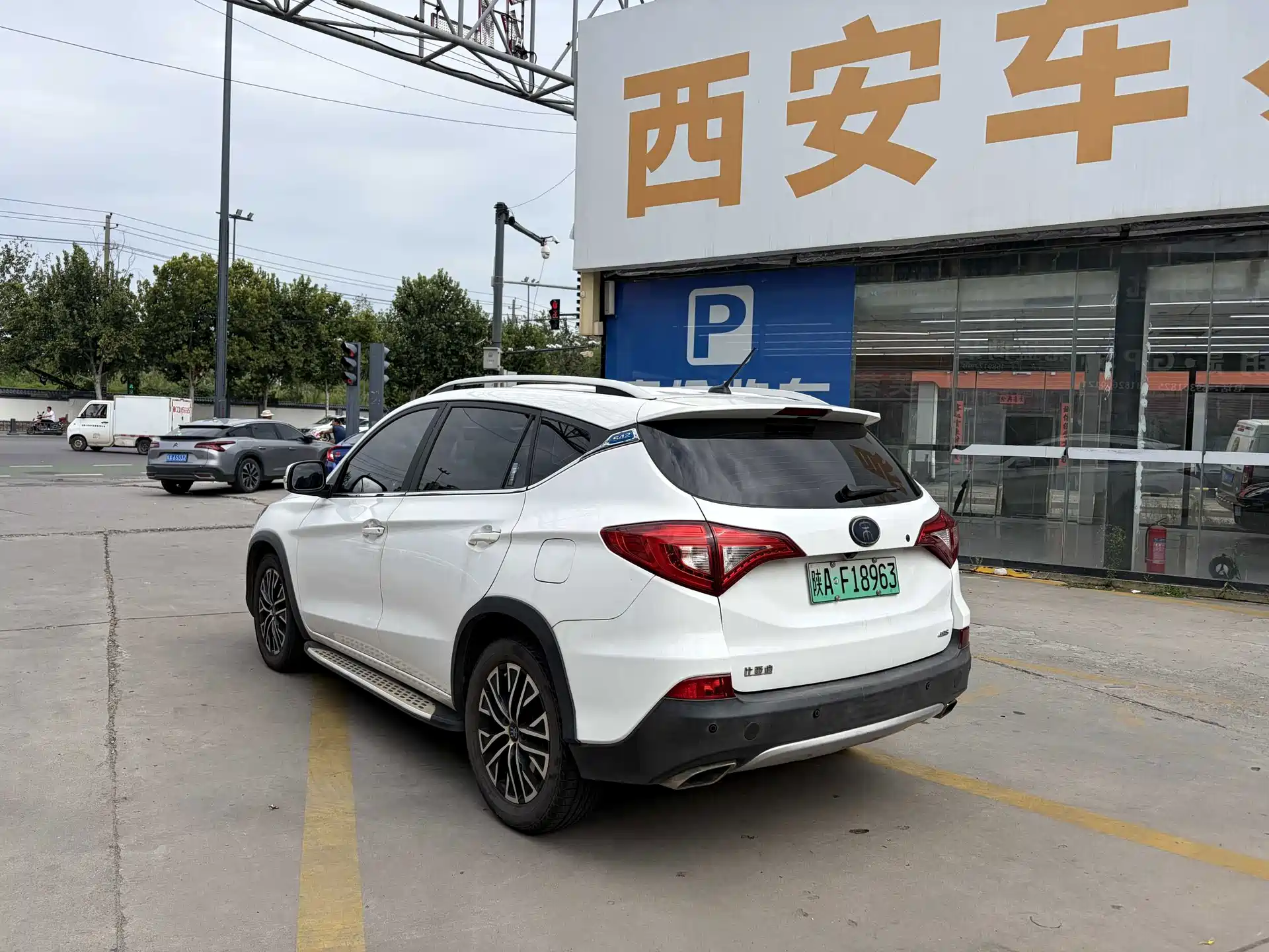 Фото 12 - BYD Song New Energy