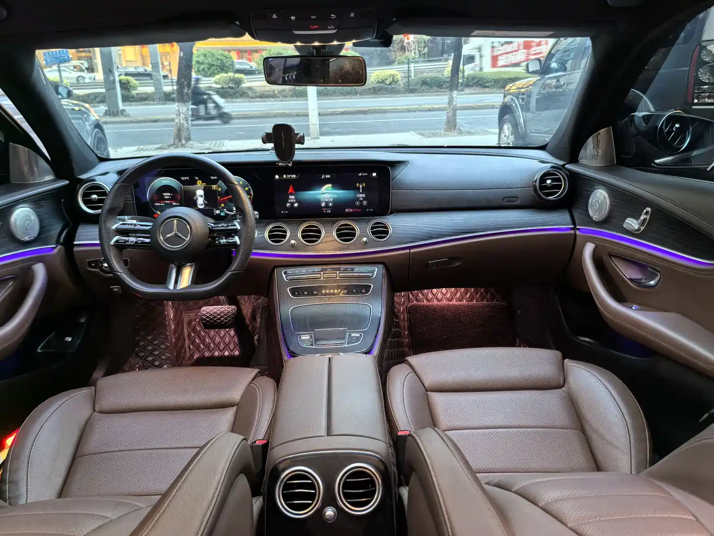 Mercedes-Benz E-Class 2021 E 300 L Fashion фото 7