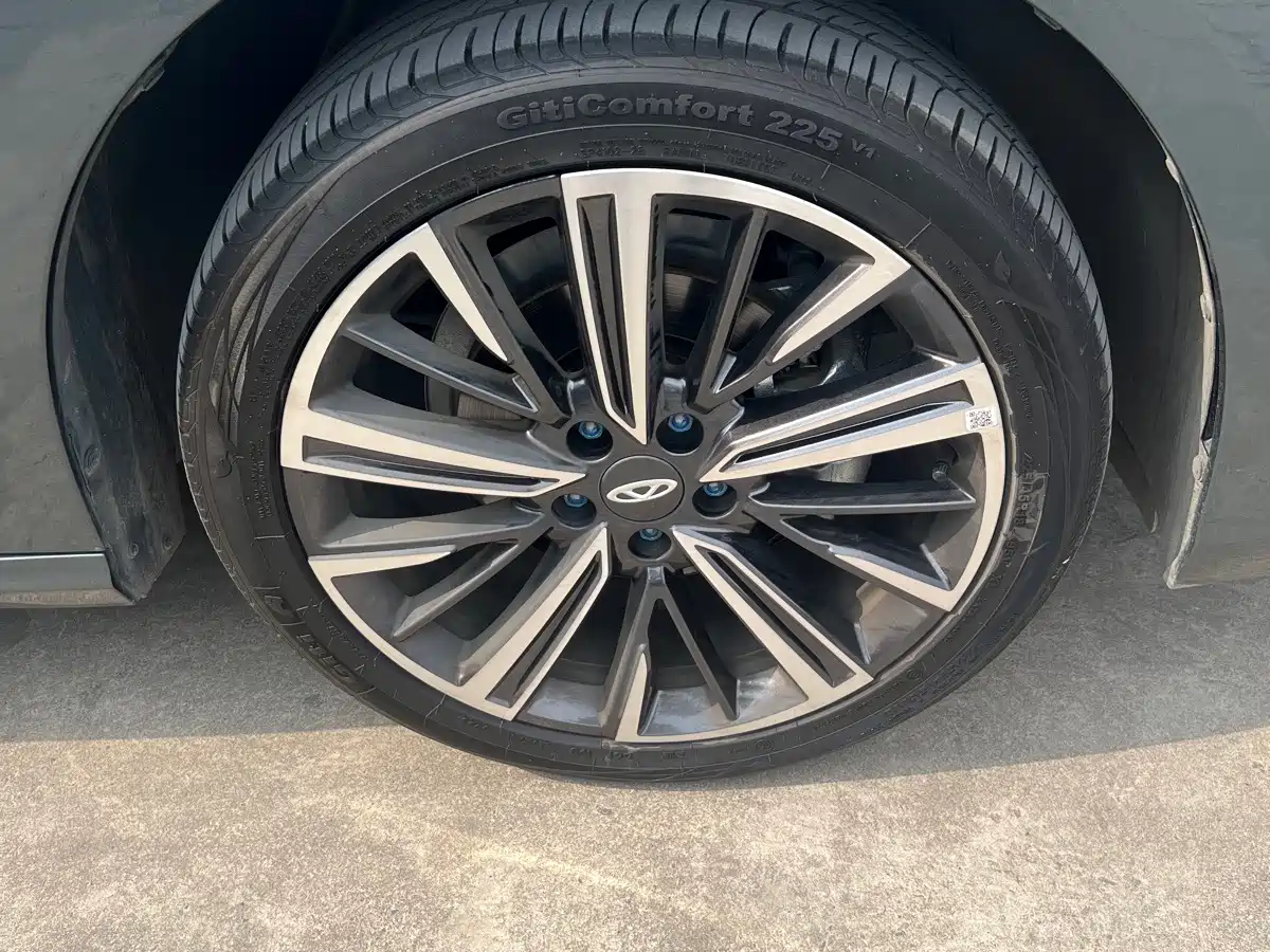 Chery Arrizo 8 PRO 2025 2025 Pro 1.6T Luxury Model+