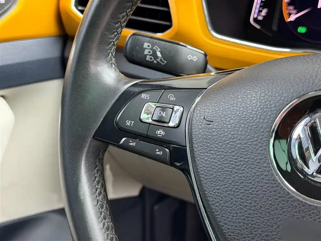Volkswagen T-Cross 2019 280TSI DSG Luxury Edition фото 3