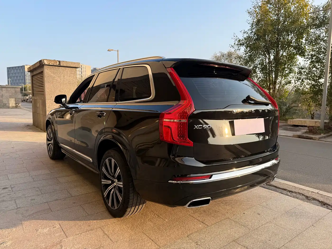 VOLVO XC90