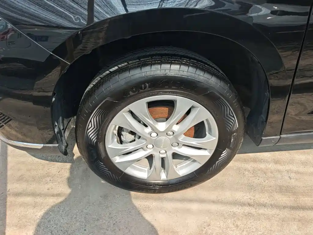 Фото 23 - Haval M6