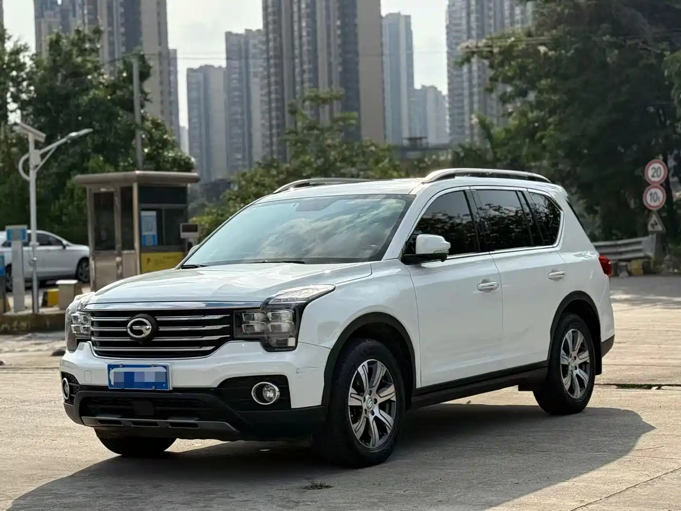GAC Trumpchi Trumpchi GS7 2018 2017 320T 2WD Luxury Smart Connect