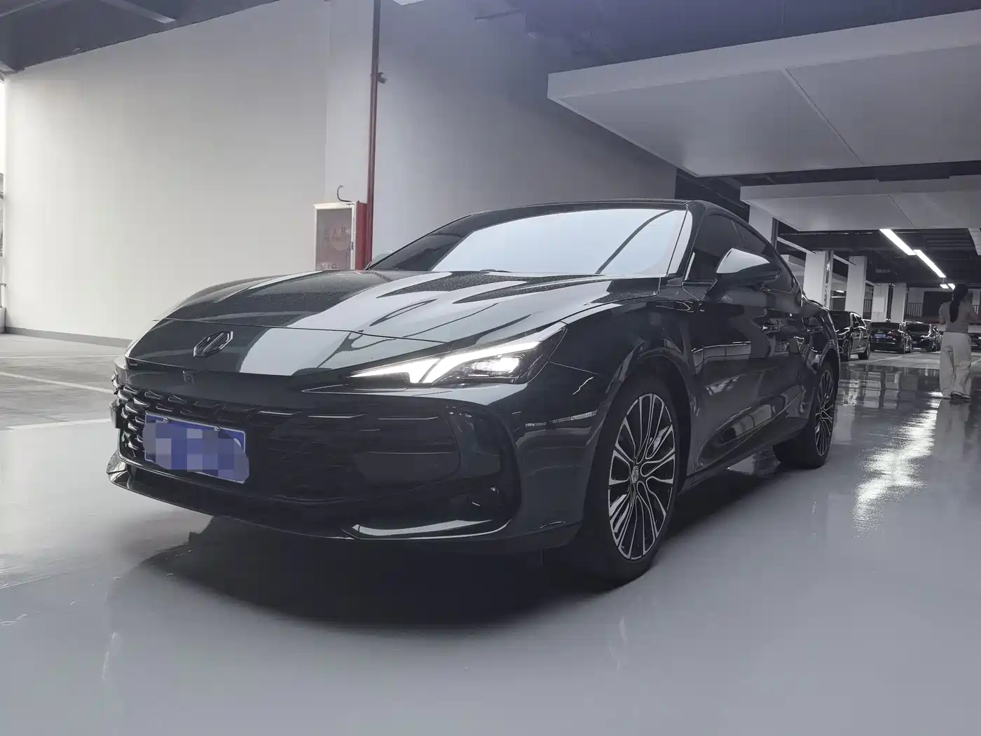 MG MG7 2025 2025 1.5T 300 DCT Luxury Edition