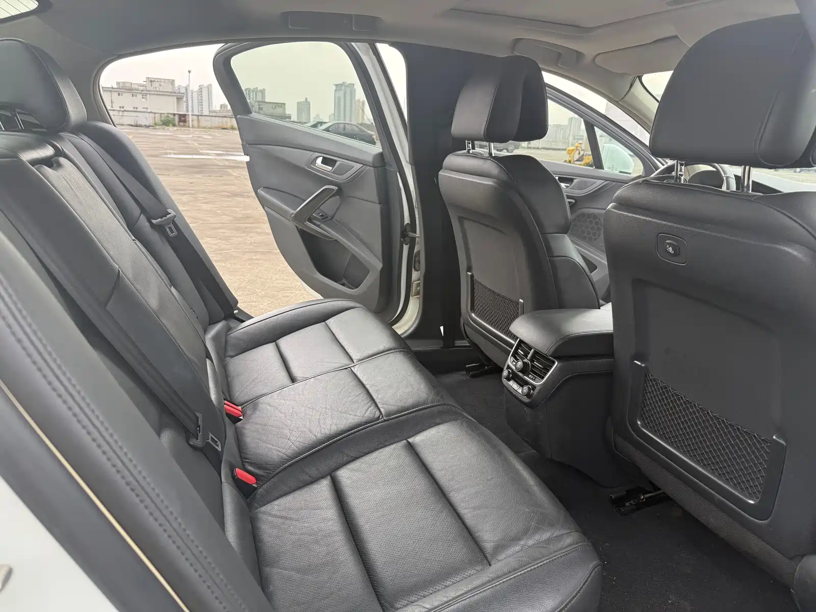 Photo 10 - Peugeot 508