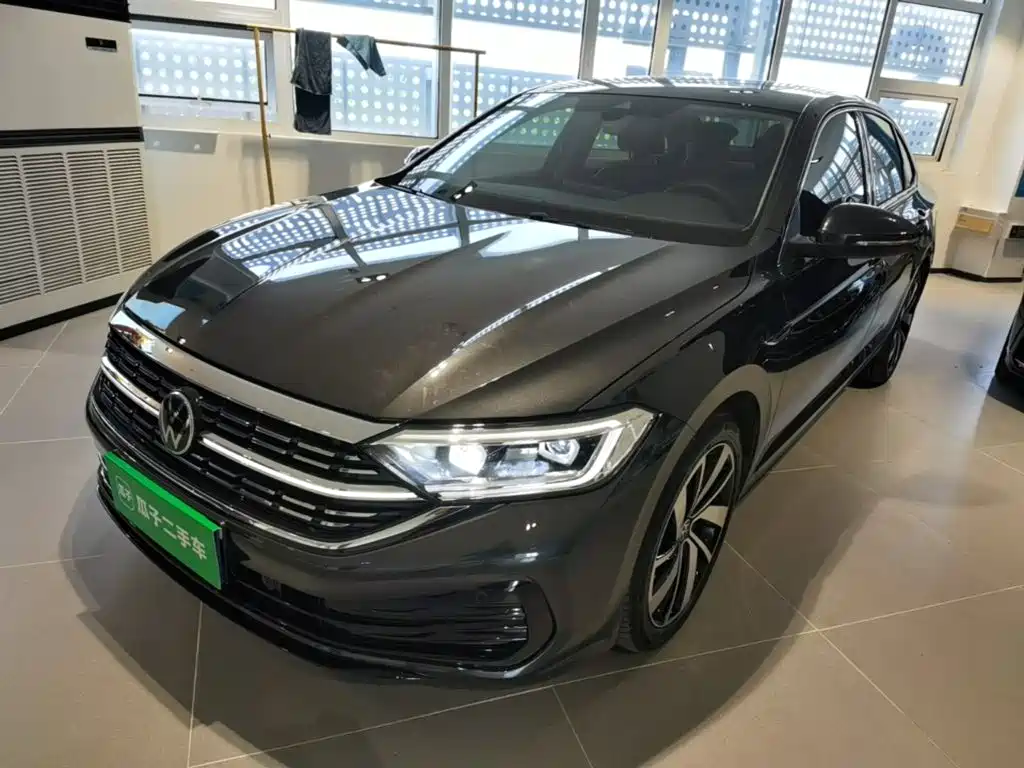 Volkswagen Sagitar 2025 Facelift 300TSI DSG Excellence Edition