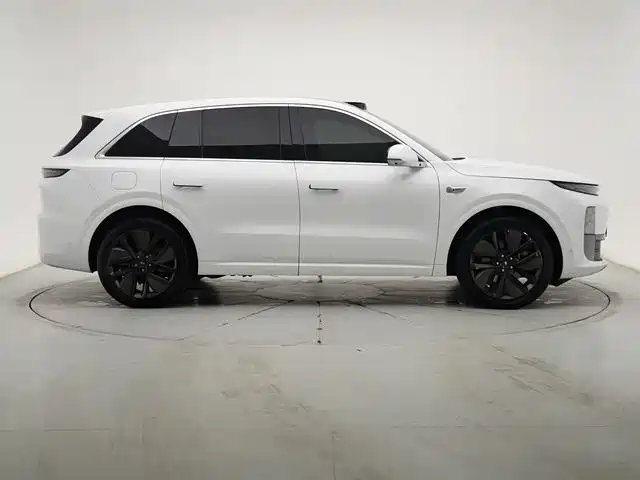Li Auto IDEAL L6