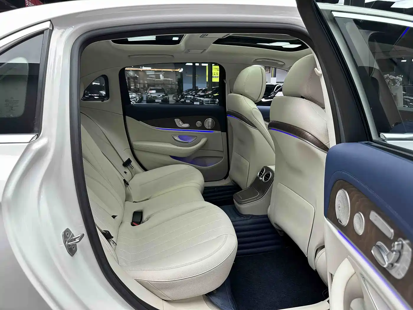 Mercedes-Benz E-Class 2021 E 300 L Luxury фото 9