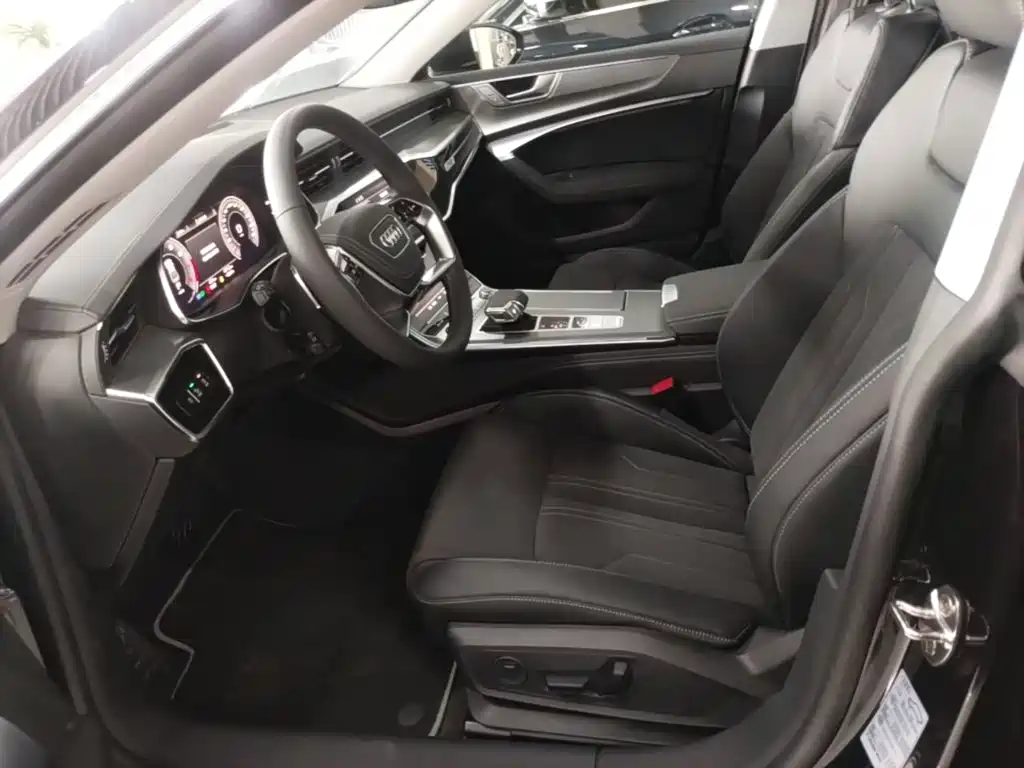 Audi A7L 2026 2025 Model Year 45 TFSI Luxury