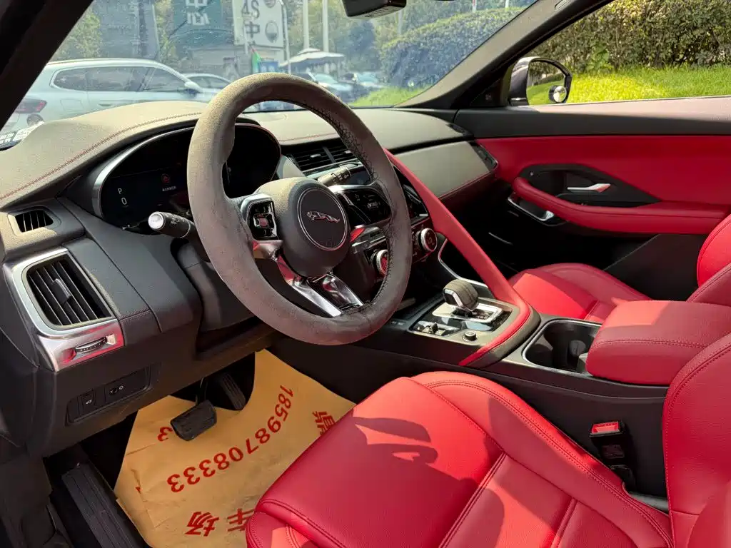 Jaguar E-PACE 2024 2024 Progressive Sport Edition R-DYNAMIC S