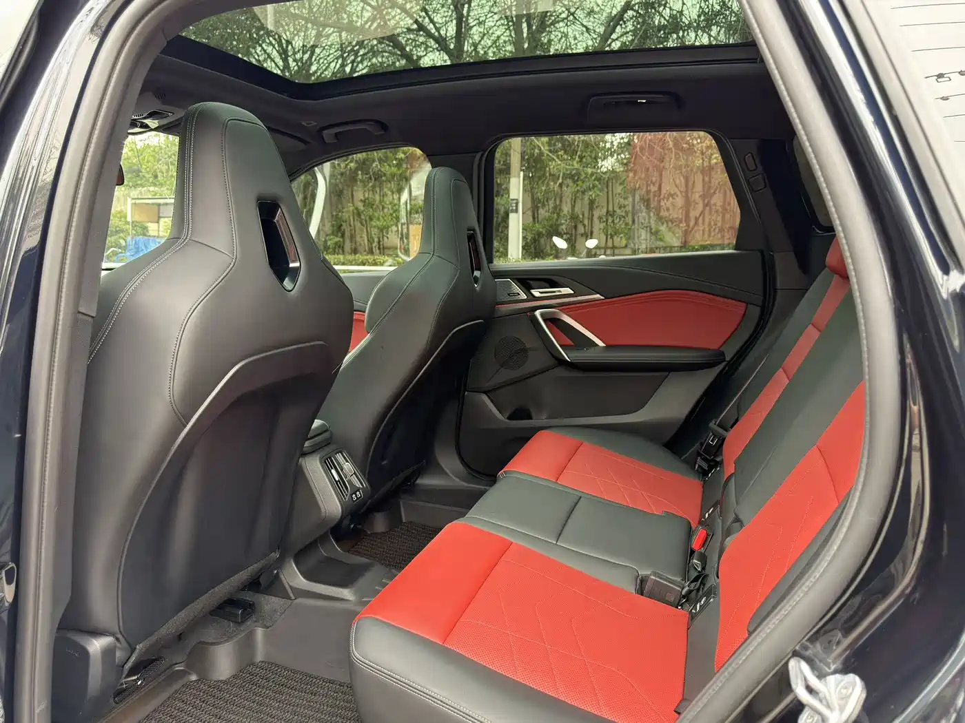BMW X1 M35Li 2025 M35Li фото 8