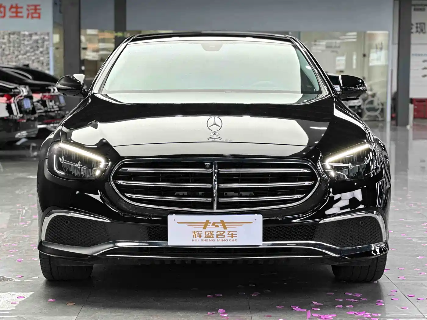 Mercedes-Benz E-Class 2023 E 300 L Luxury фото 2