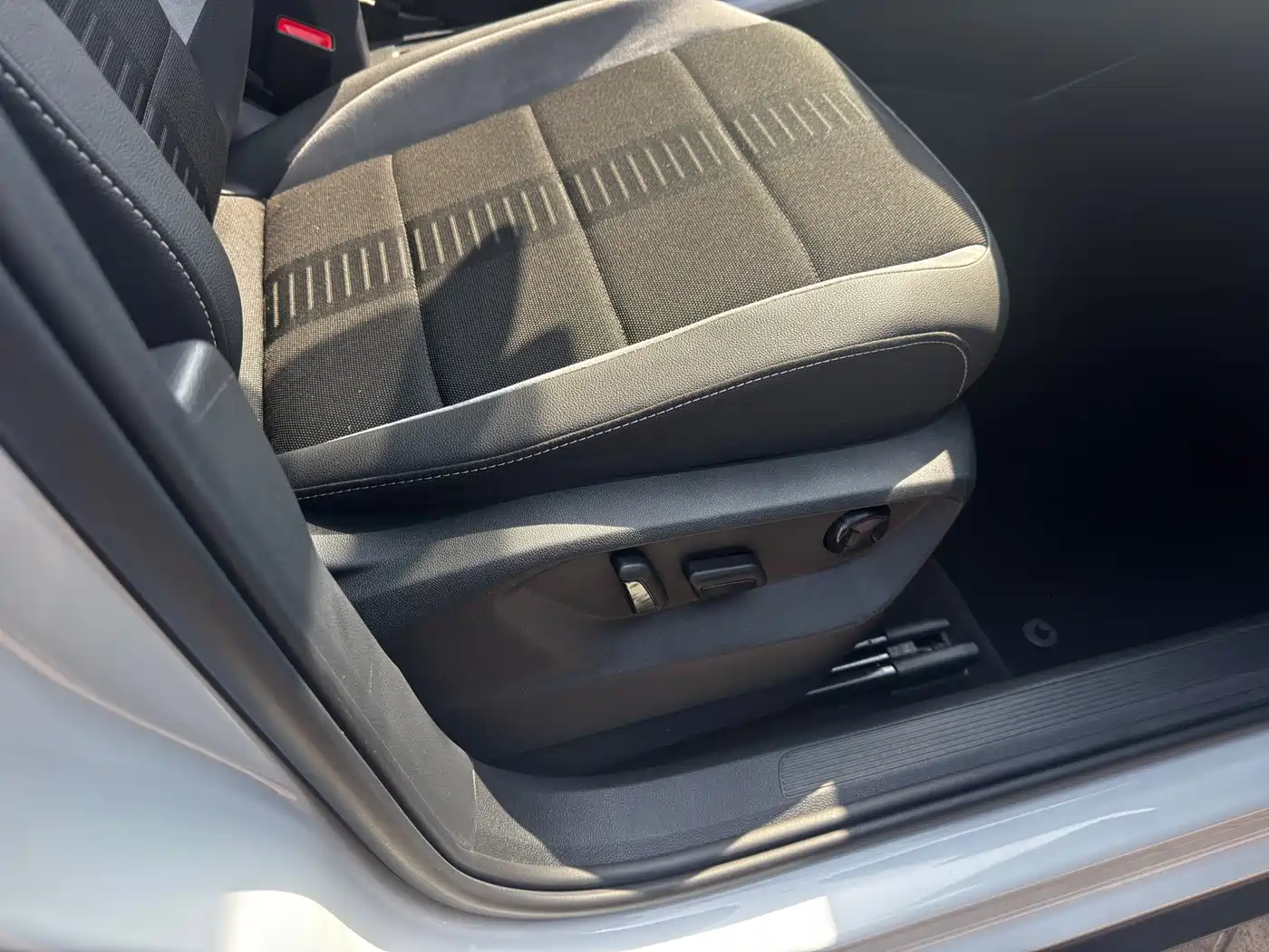 Volkswagen T-ROC 2022 280TSI DSG 2WD Elite PLUS фото 11