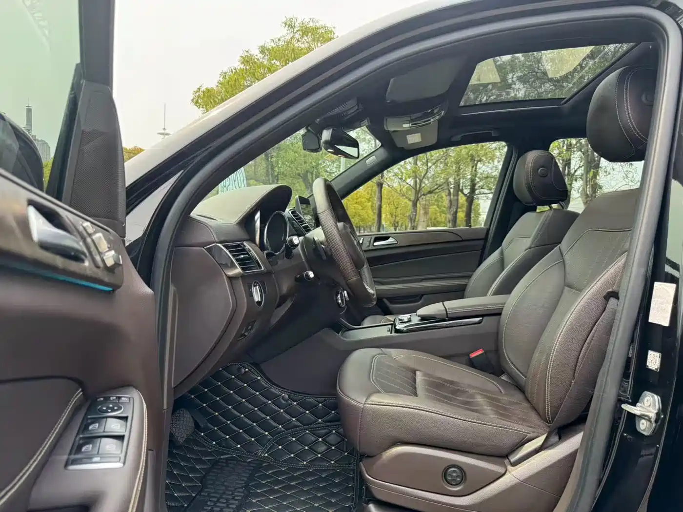 Mercedes-Benz GLE 2017 GLE 320 4MATIC Dynamic фото 3