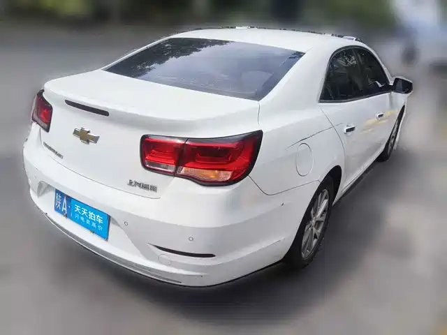 Chevrolet Malibu 2017 1.5T Automatic Luxury Edition — фото 2