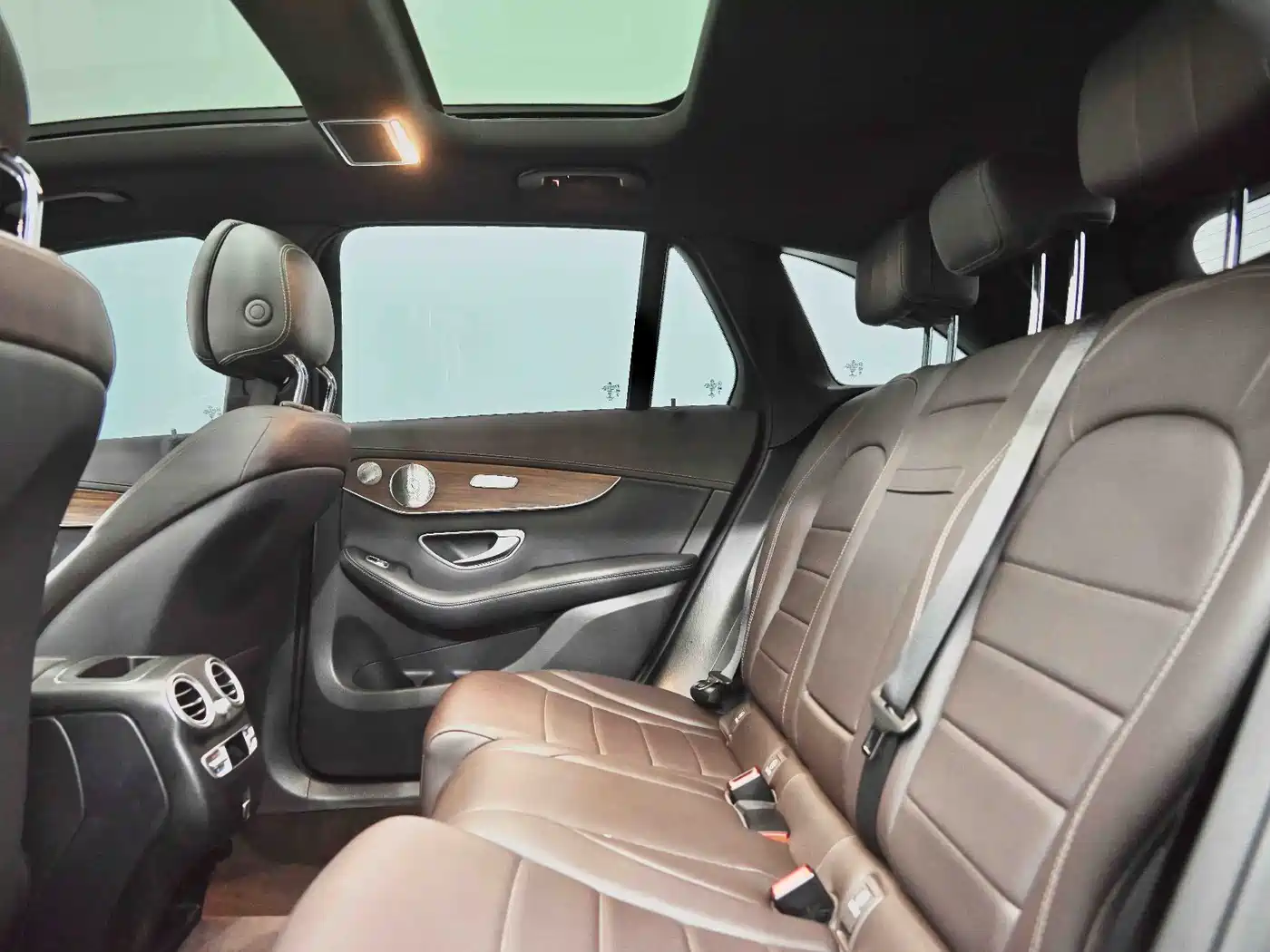 Mercedes-Benz GLC 2021 GLC 300 L 4MATIC Sporty фото 20