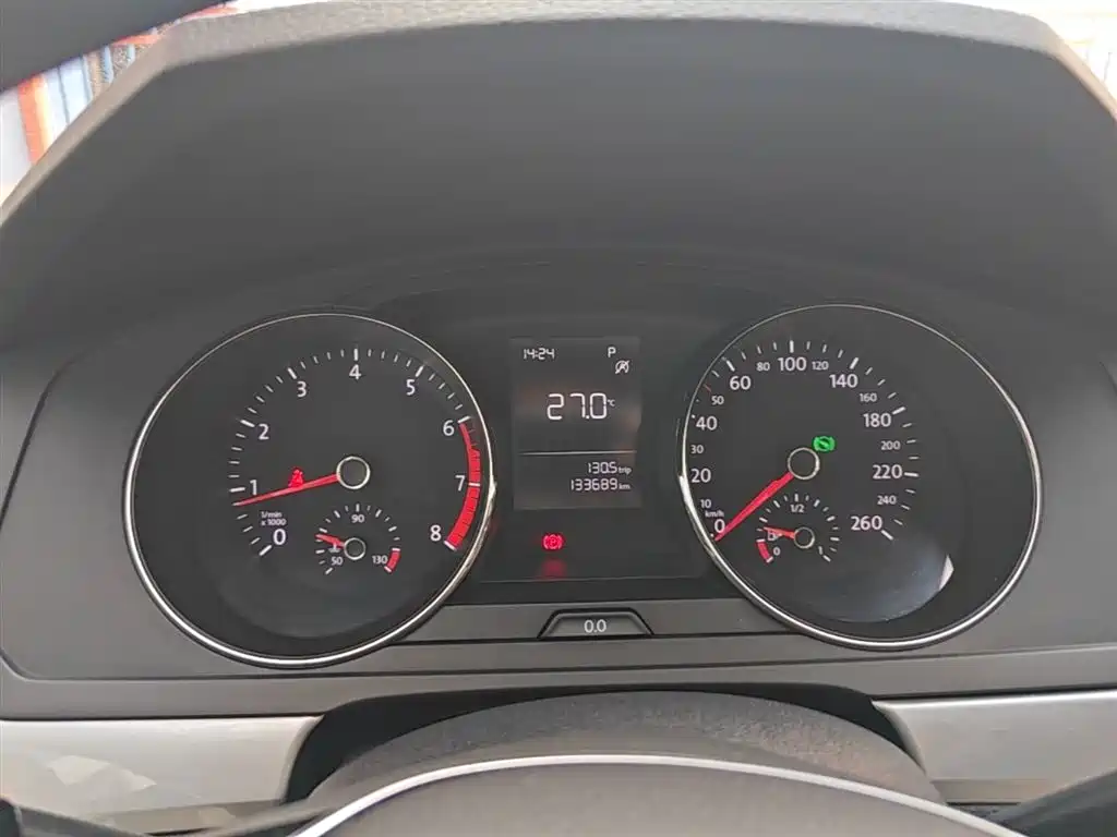 Volkswagen Lamando 2017 230TSI DSG Trend Edition фото 12